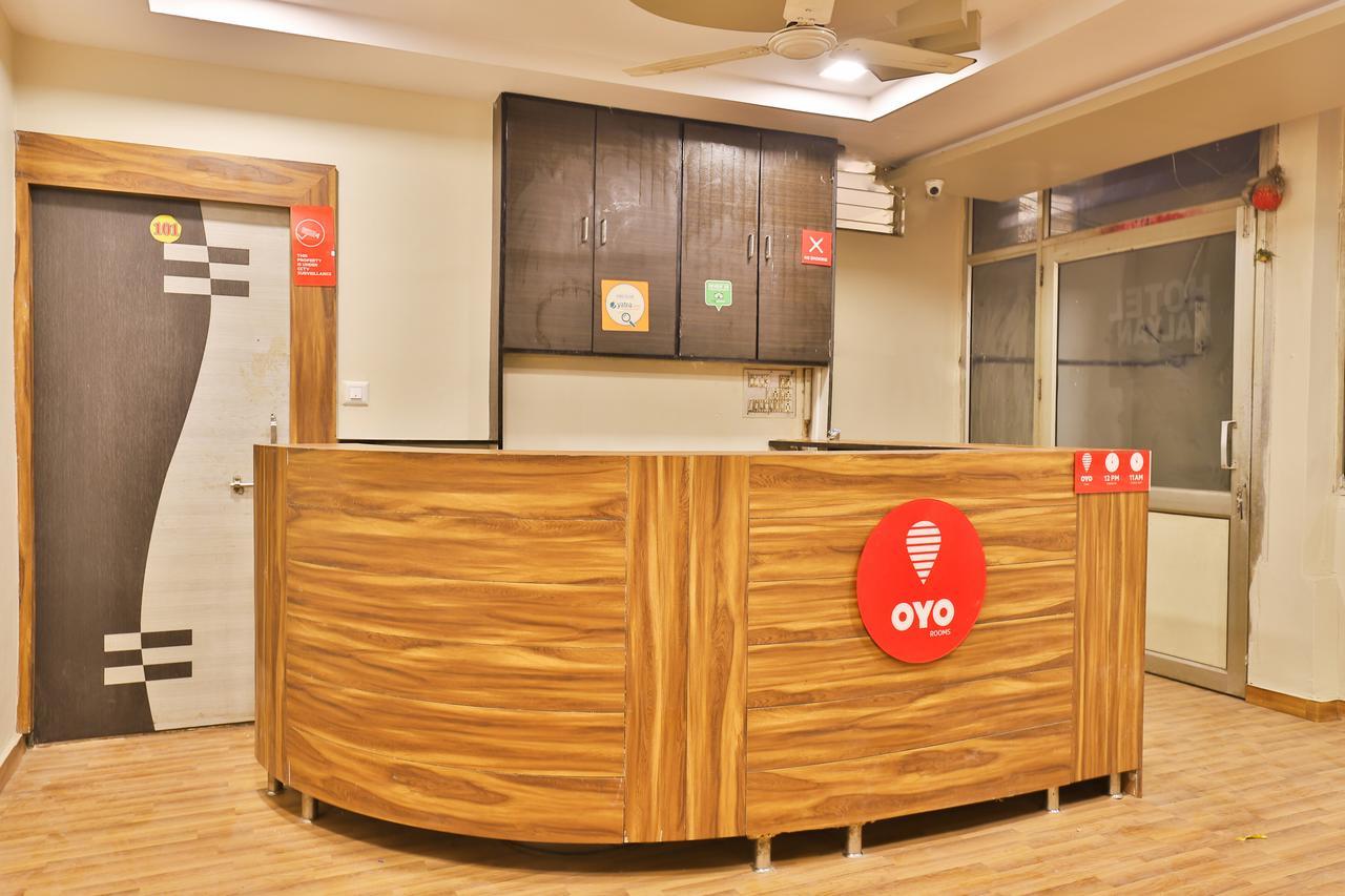 Oyo 11427 Hotel Kalyan Ахмедабад Экстерьер фото
